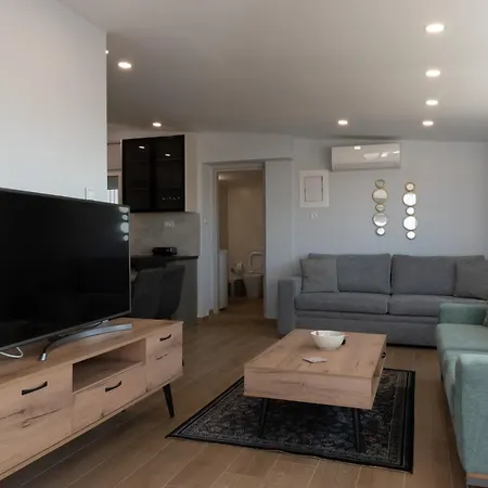 アパート Etherial Comfy House 2 カラマタ
